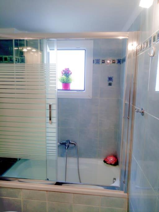 Orchid Apartments Thermi Room photo